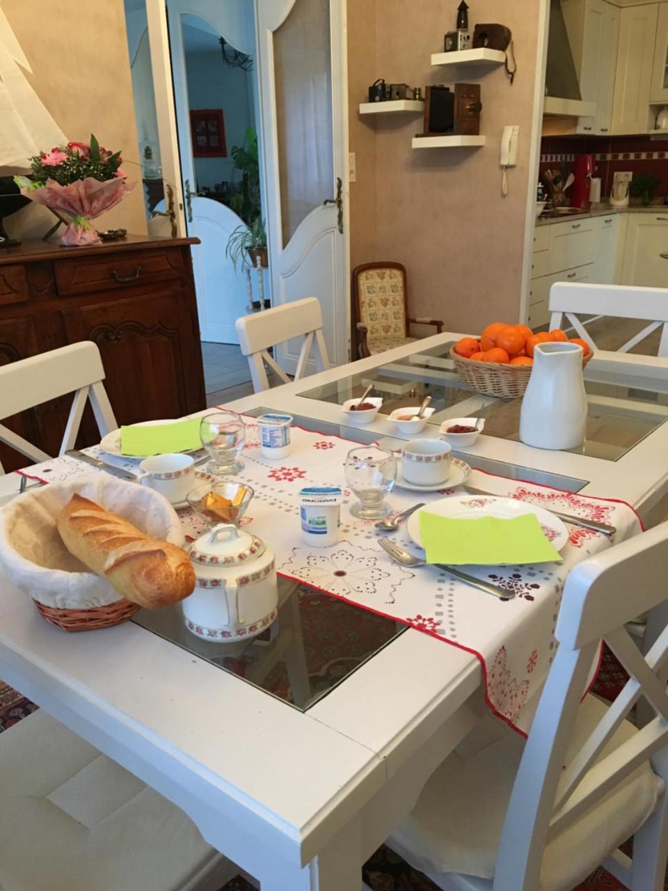 Chambres D'Hotes Maison Gille นุย-แซ็ง-ฌอร์ฌ ภายนอก รูปภาพ
